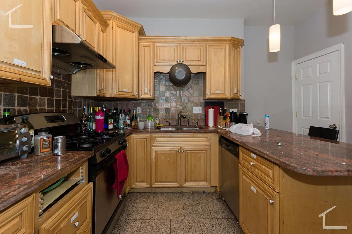 Building Photo - 47 Allston St #1