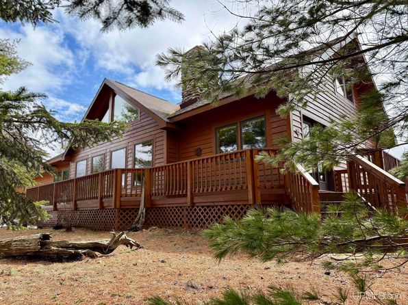 4030 Squaw Beach Rd, Big Bay, MI 49808