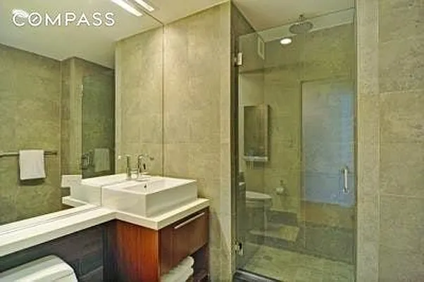 Rented by Compass | media 28