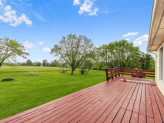 2nd image of 231 Jersey Hill Rd