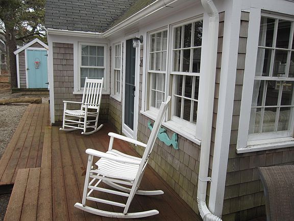 2nd image of 20 Beach Hills Road
