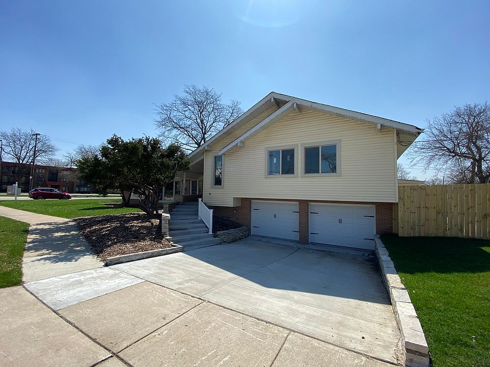 1st image of 9900 S Cicero Ave
