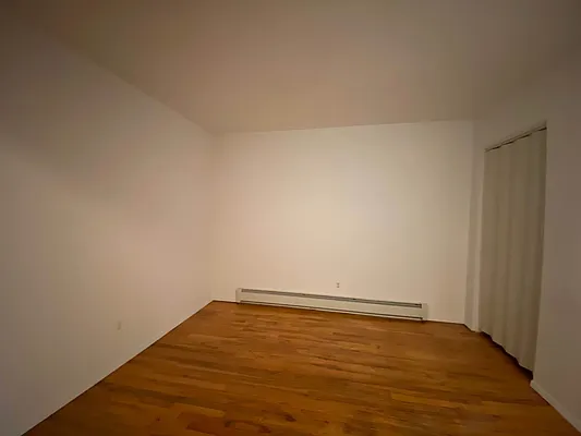 Rented by Douglas Elliman | media 27