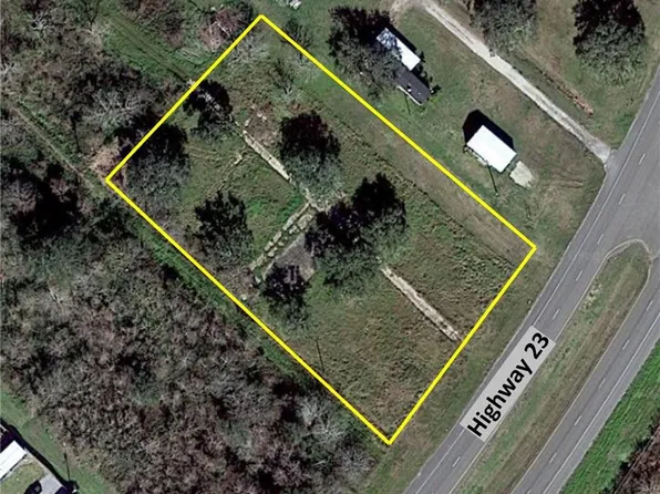 118 Madere Ln, Buras, LA 70041