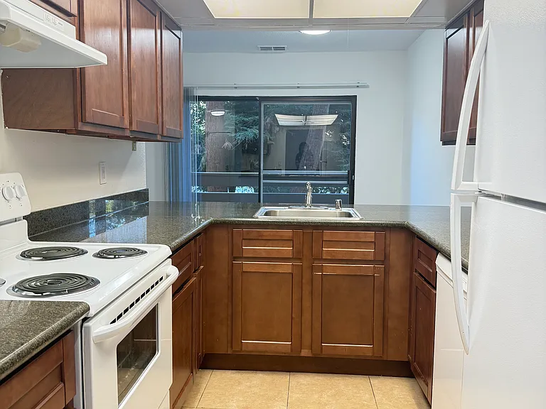 1240 San Tomas Aquino Rd #222 — Photo 7