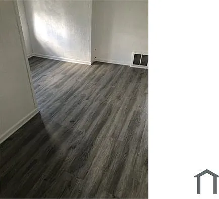 4 bed, $1,900 — Photo 3
