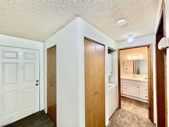 4th image of 10501 8th Ave NE APT 232