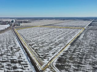 2100 East Rd, Findlay, IL 62534