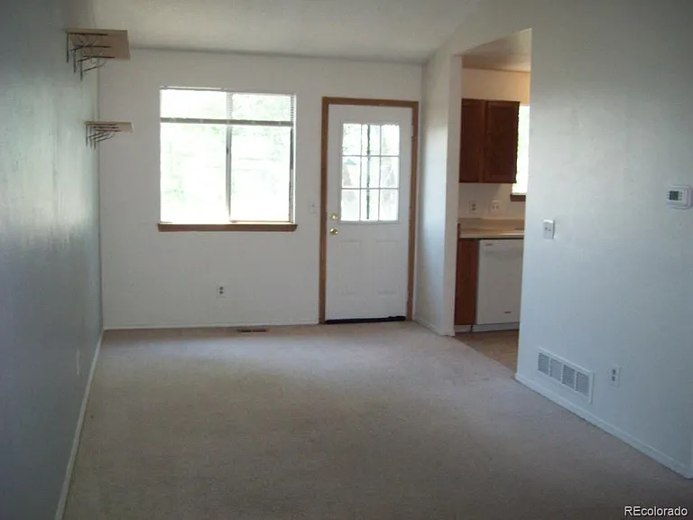 18922 E 16th Ave — Photo 3