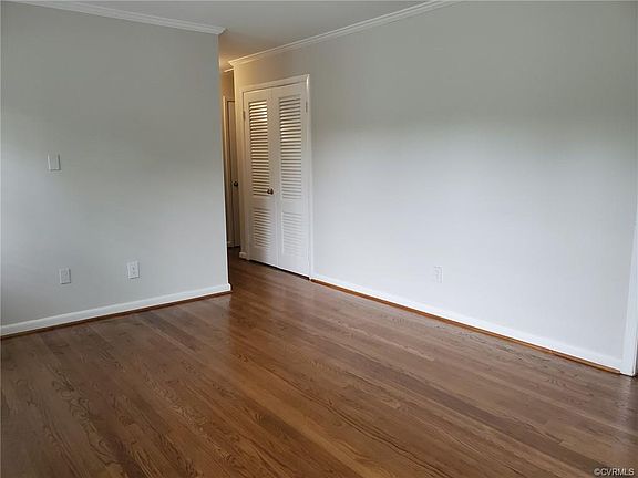 5th image of 7971 Meadow Dr