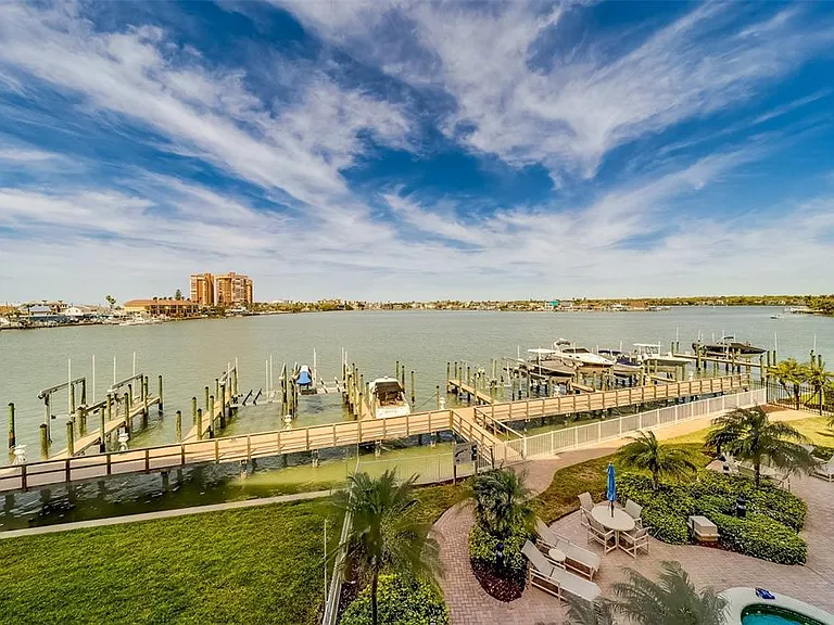 17745 Gulf Blvd #303 — Photo 51