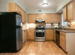 48 Bon Aire Cir APT C12, Suffern, NY 10901