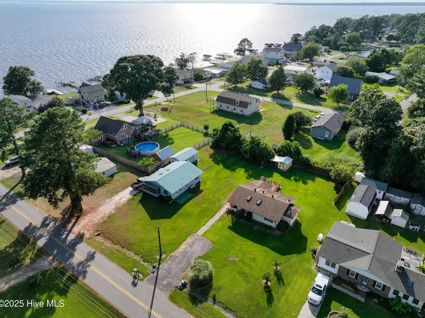 305 Beachview Drive, Edenton, NC 27932