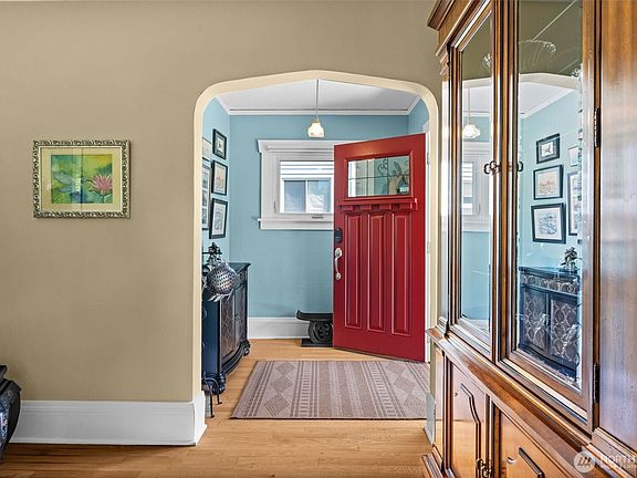 3rd image of 3919 N 9th Street