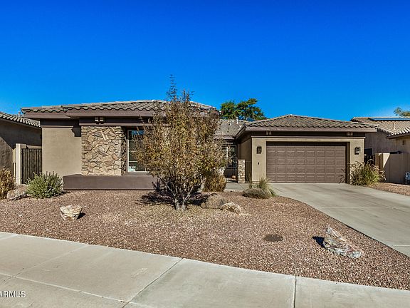 2nd image of 1836 E DESERT Lane