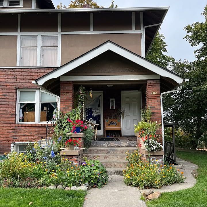 1st image of 6025 S Cedar St #602.5