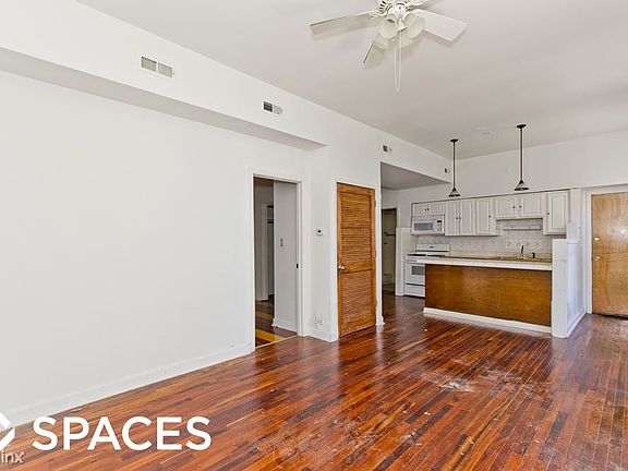 3rd image of 1368 W Evergreen Ave APT 1M