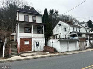 531 Peacock St, Pottsville, PA 17901