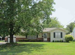 704 Bodine Ave, Clinton, MO 64735
