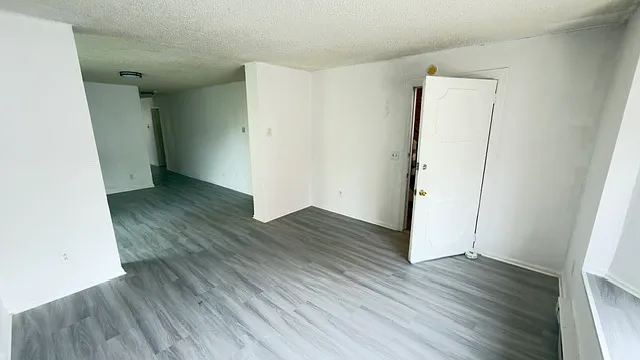 3134 6th Ave #1