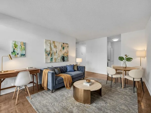 33 Isabella St, Toronto, ON