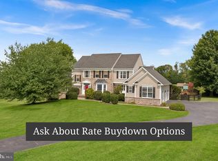 38392 Stone Eden Dr, Hamilton, VA 20158
