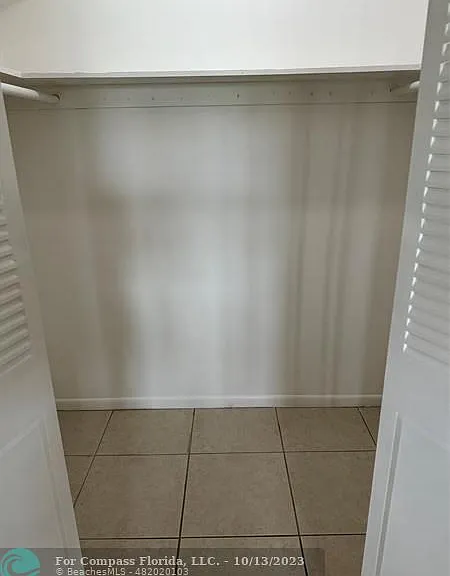 5021 W Oakland Park Blvd #105 — Photo 18