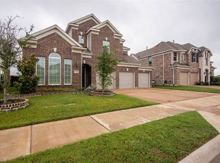 913 Frisco Hills Blvd, Little Elm, TX 75068