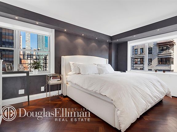 4th image of 400 E 56th St APT 16G