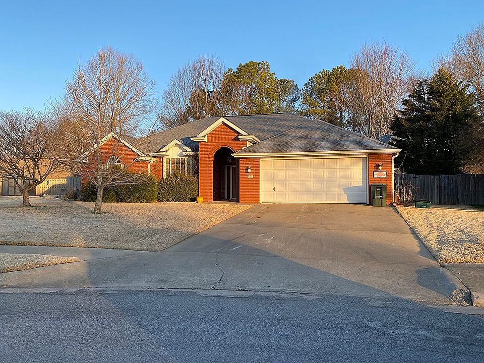 1st image of 2122 E Deer Creek Dr