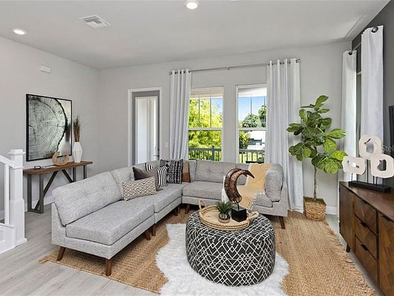 2nd image of 2602 W Cleveland St #1