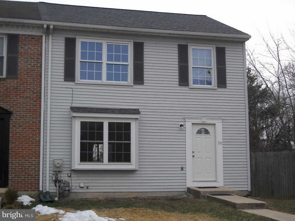 1st image of 20 Pepperwood Ln