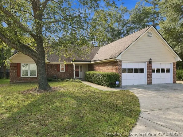 1709 Pawtucket Pl, Fayetteville, NC 28304