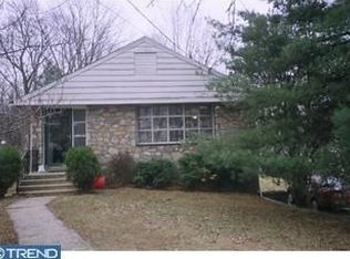 341 S Devon Ave, Wayne, PA 19087