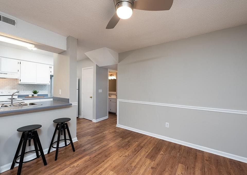 1st image of 1595 Nantahala Blvd