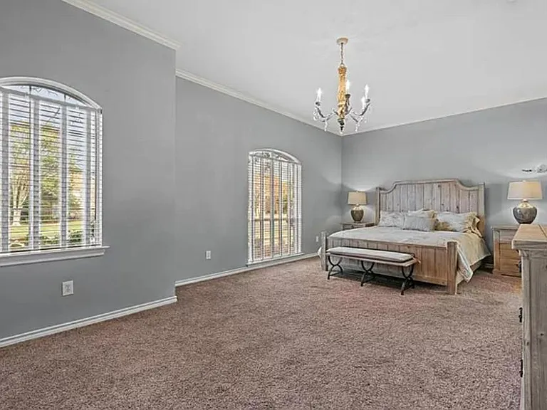 4208 Forbes Dr — Photo 9