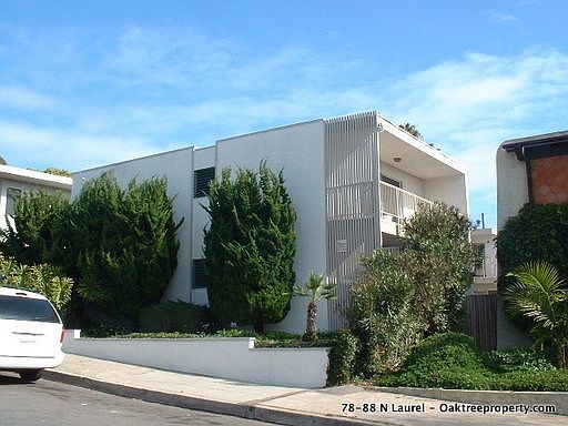 2nd image of 86 N Laurel St