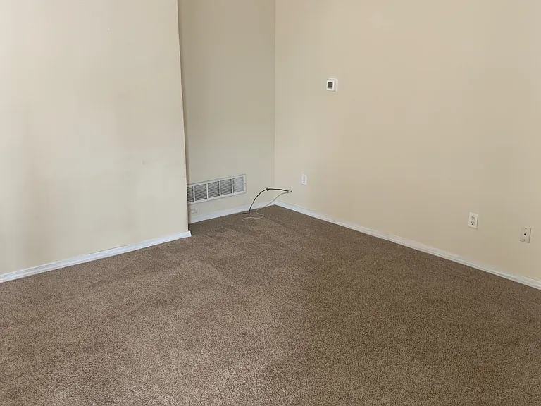 5132 Keystone St — Photo 2