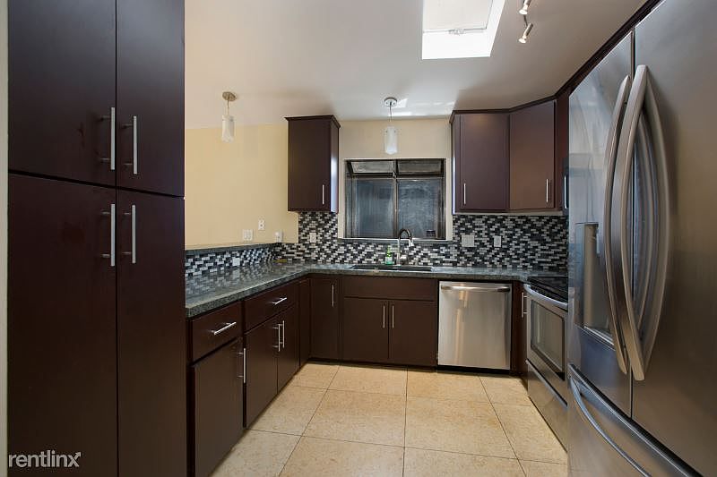 1st image of 1337 Gregory St