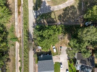 17833 S Cypress Villas Dr, Spring, TX 77379