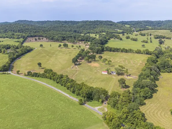 3568 Arbor Hill Rd, Petersburg, TN 37144