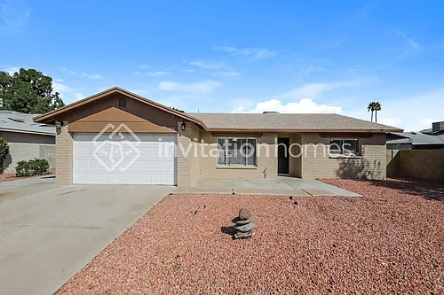 5808 W Mary Jane Ln Photo 1