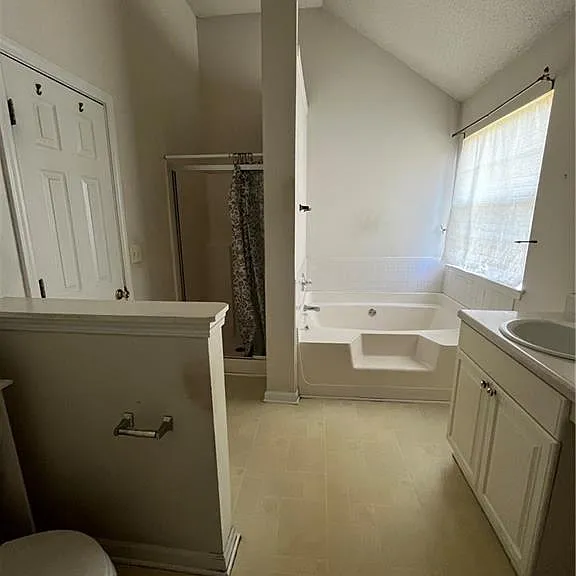 5420 Sapphire Cir — Photo 21
