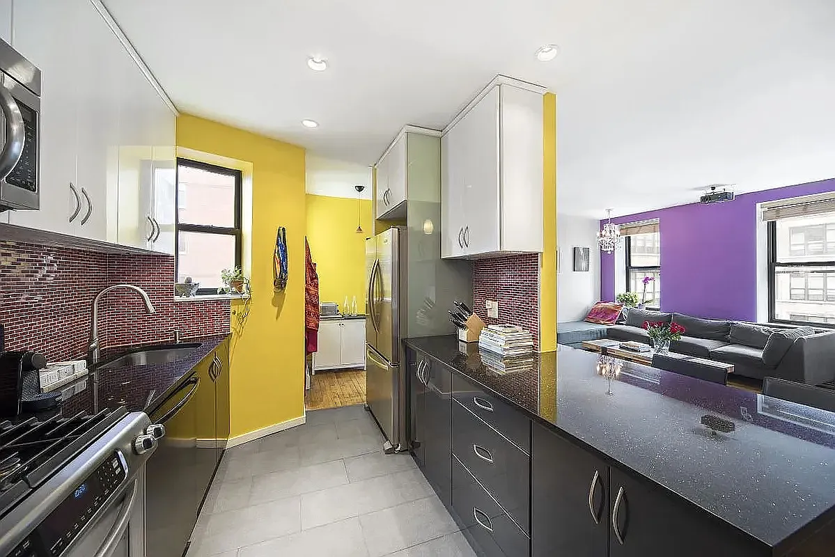 319 East 105th Street — Photo 3