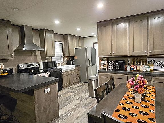 5th image of 7616 Upper Seguin Rd Trailer 114