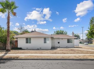 2304 E University Ave, Fresno, CA 93703