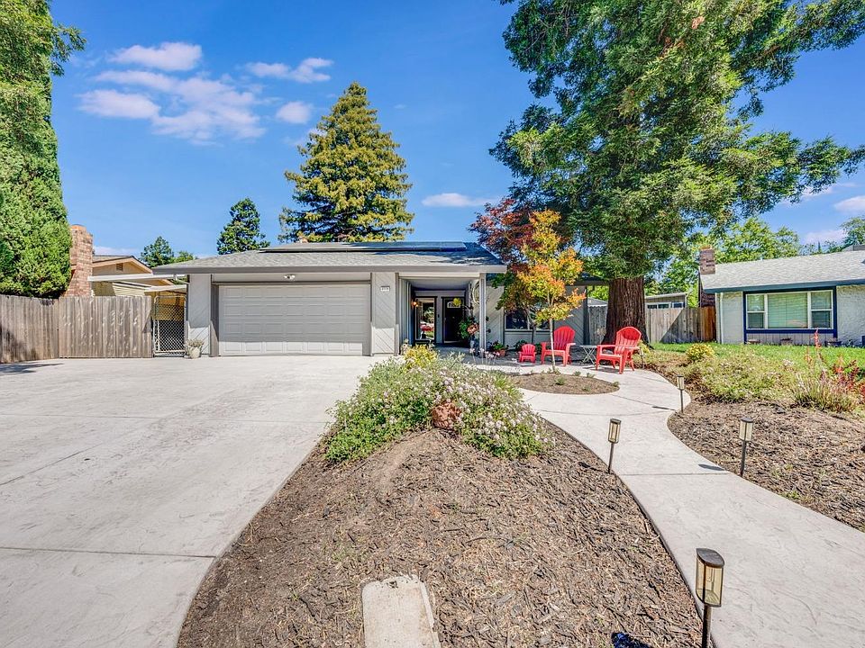 1st image of 2773 Pintail Ct