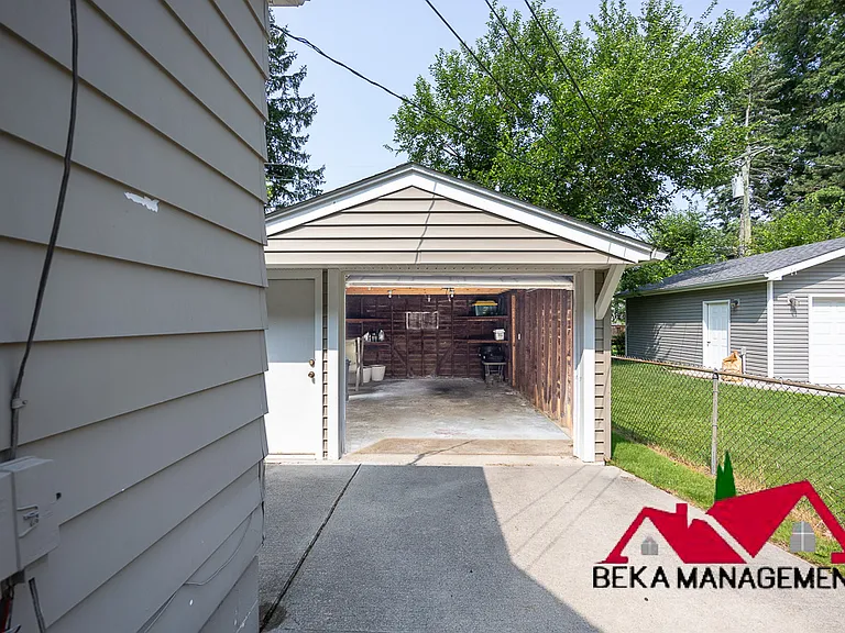 901 N Gainsborough Ave — Photo 20