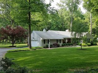 31 Sandy Ridge Rd, Stockton, NJ 08559