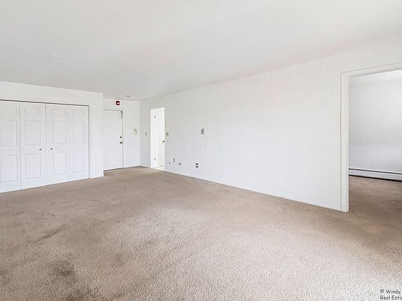 4th image of 603 E Falcon Dr #A201